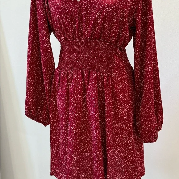 Chic Red Dress - Picture 3 of 3